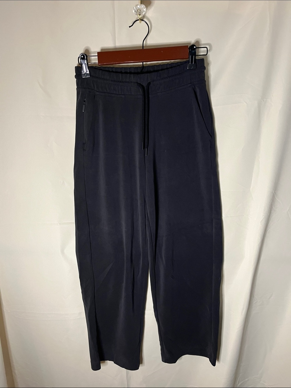 Athleta Women’s Black Drawstring Joggers